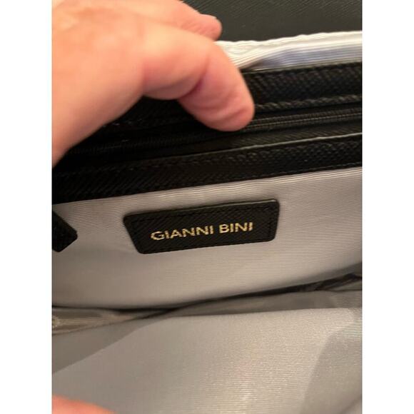 Gianni Bini Black Neutral Crossbody Purse Travel Gift Classic Preppy Academia - Picture 3 of 10